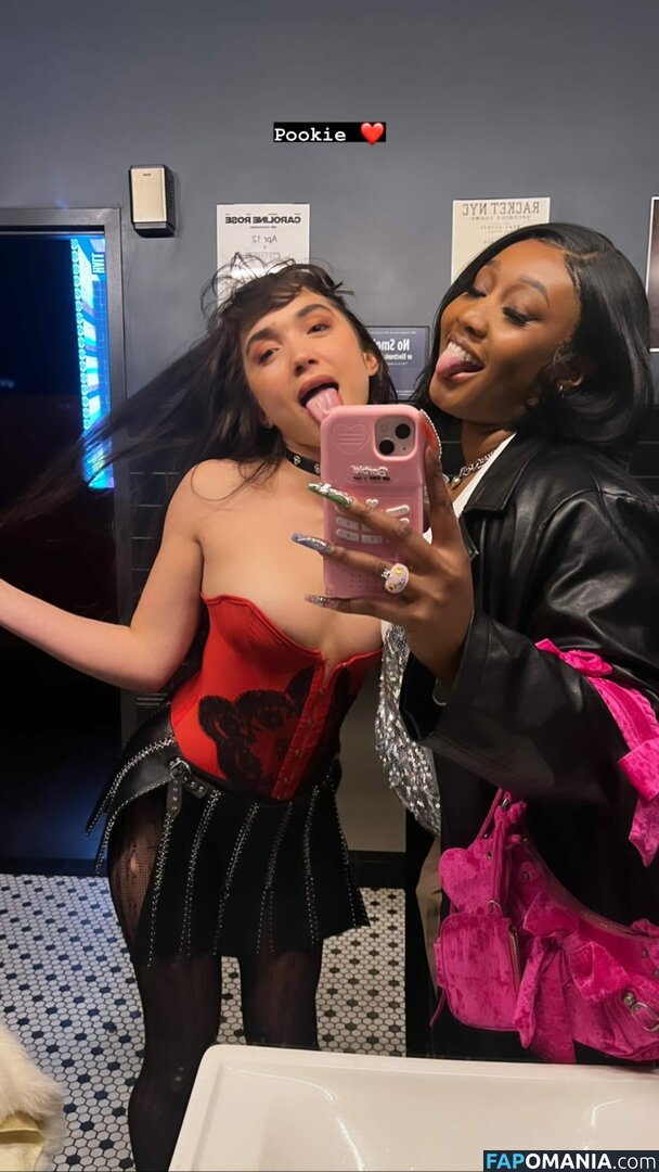 Rowan Blanchard / Simp Chat / https: / rowanblanchard Naken OnlyFans  Läckta Foto #155