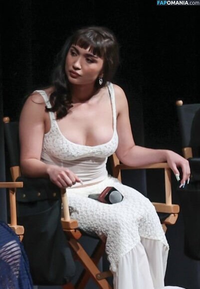 Rowan Blanchard / Simp Chat / https: / rowanblanchard Naken OnlyFans  Läckta Foto #574