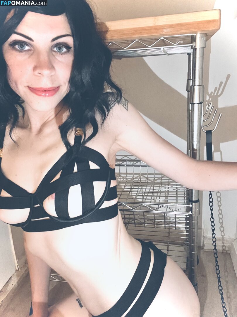 Rubyrailed / mxrubyrailed / ruby.jade.sapphire Naken OnlyFans  Läckta Foto #1