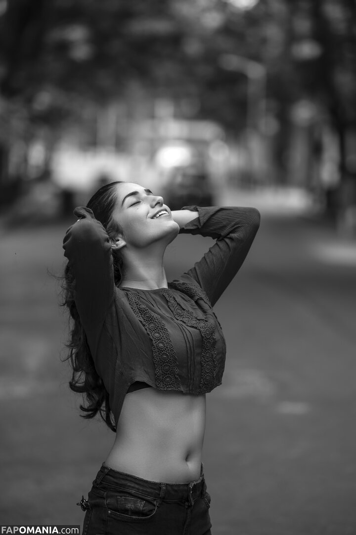 Ruhani Sharma / ruhanisharma94 Naken OnlyFans  Läckta Foto #14