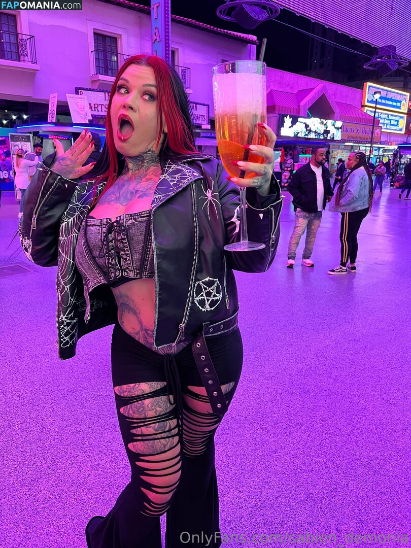 Sabien Demonia / sabien_demonia / sabiendemoniaofficial Naken OnlyFans  Läckta Foto #73