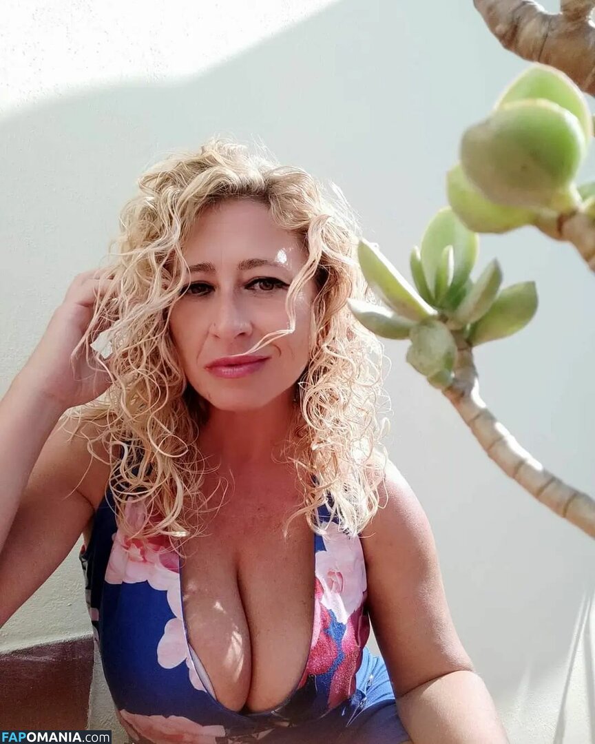 Sabina Di Iorio / sabina_diiorio / sabynadi Naken OnlyFans  Läckta Foto #13