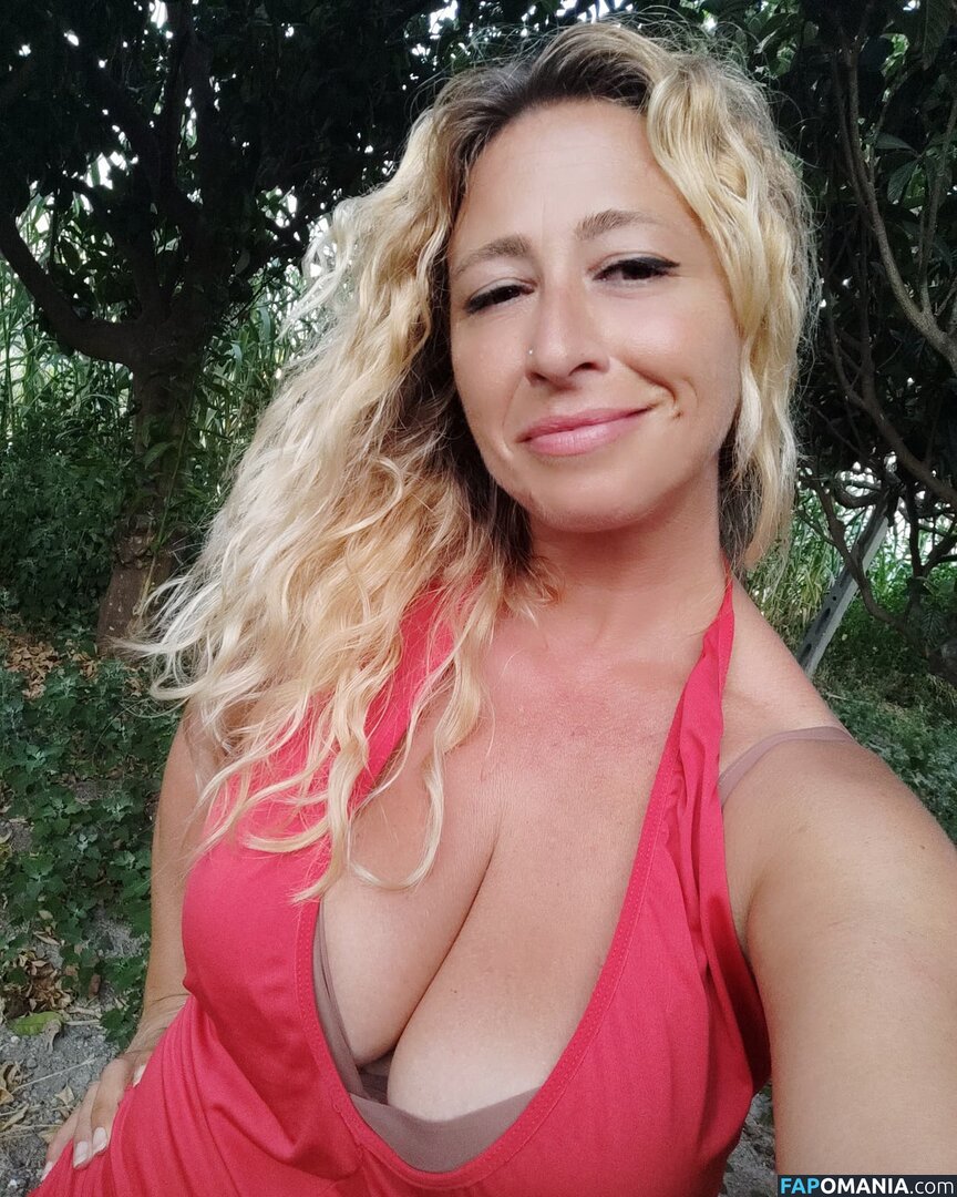 Sabina Di Iorio / sabina_diiorio / sabynadi Naken OnlyFans  Läckta Foto #15