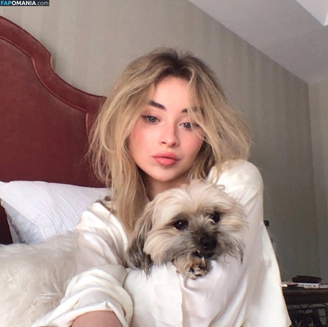 Sabrina Carpenter / https: / sabrinacarpenter Naken OnlyFans  Läckta Foto #2512