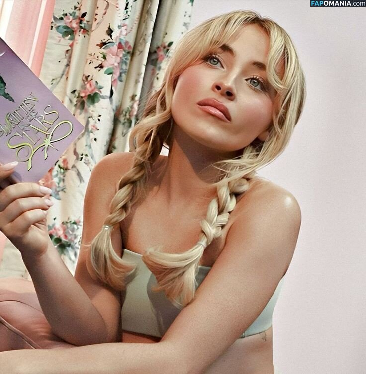 Sabrina Carpenter / https: / sabrinacarpenter Naken OnlyFans  Läckta Foto #2521