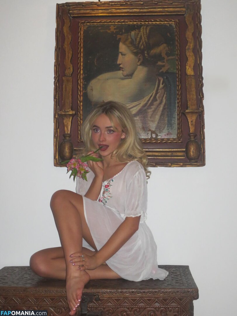 Sabrina Carpenter / https: / sabrinacarpenter Naken OnlyFans  Läckta Foto #2605