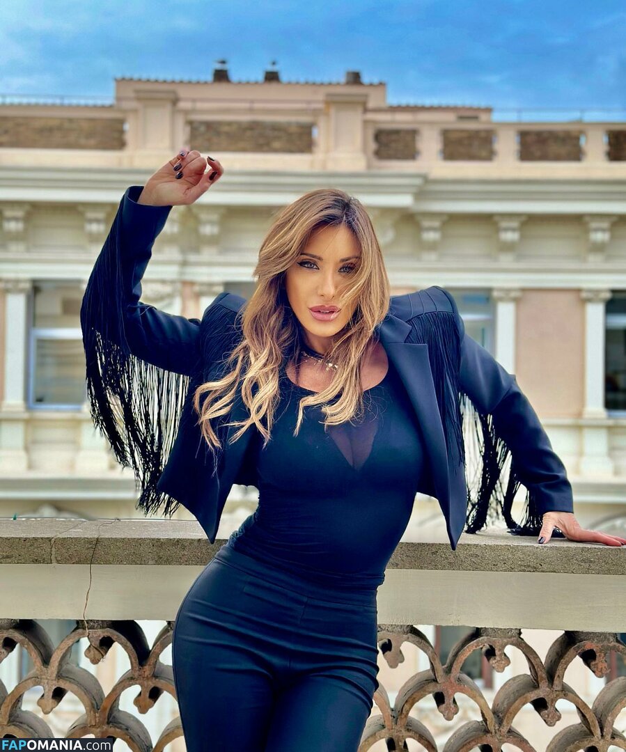 Sabrina Salerno / sabrinasalernofficial Naken OnlyFans  Läckta Foto #1713