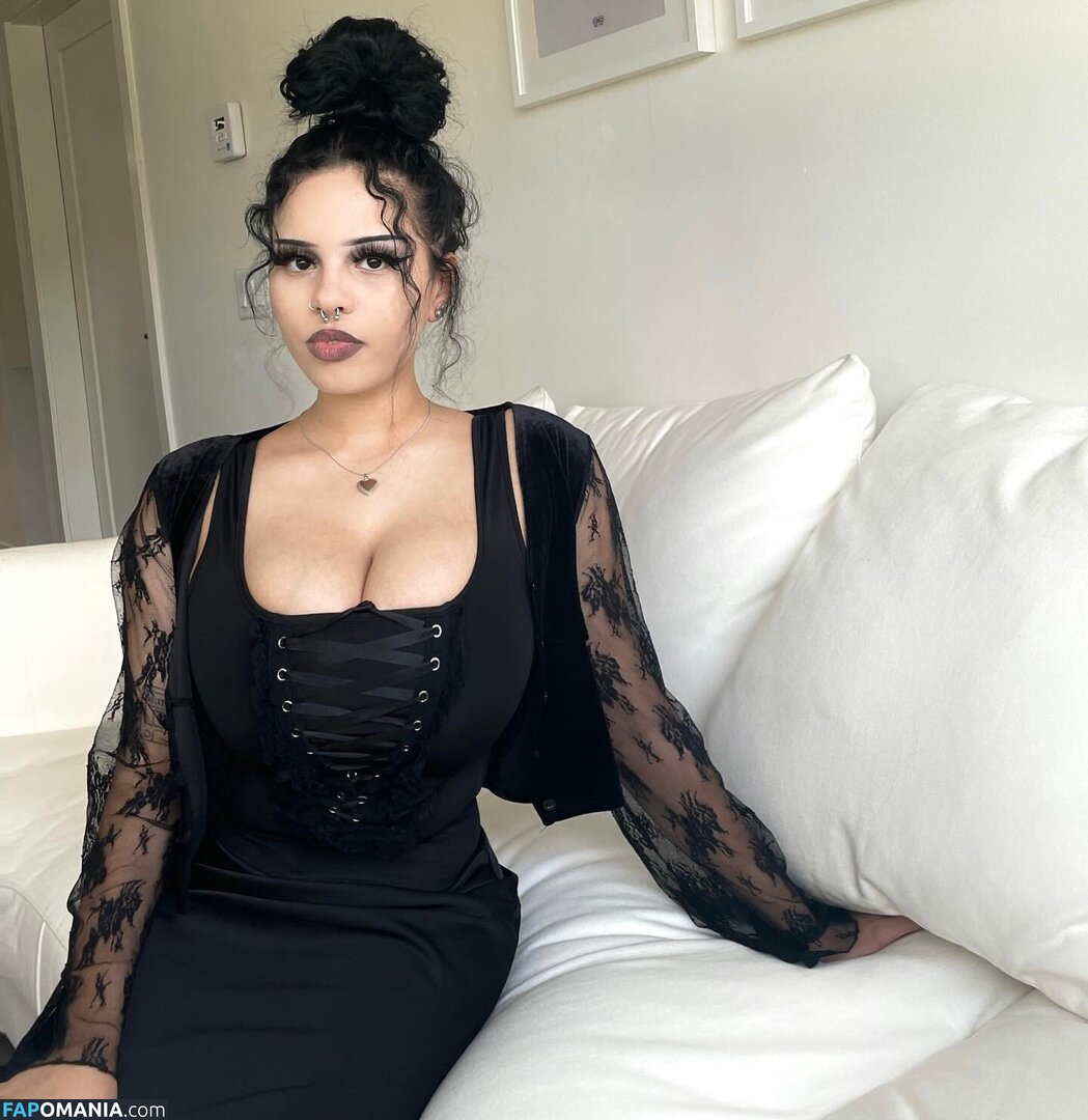 Sadesgrave Naken OnlyFans  Läckta Foto #1