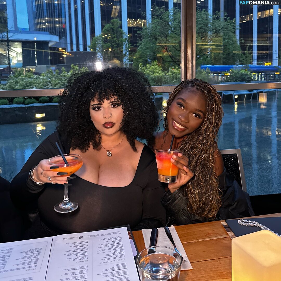 Sadesgrave Naken OnlyFans  Läckta Foto #7