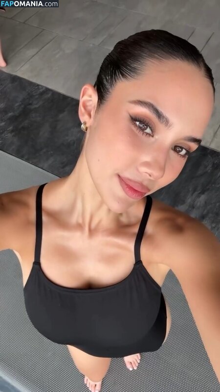 Saffron Maya Snook / saffronesta Naken OnlyFans  Läckta Foto #4