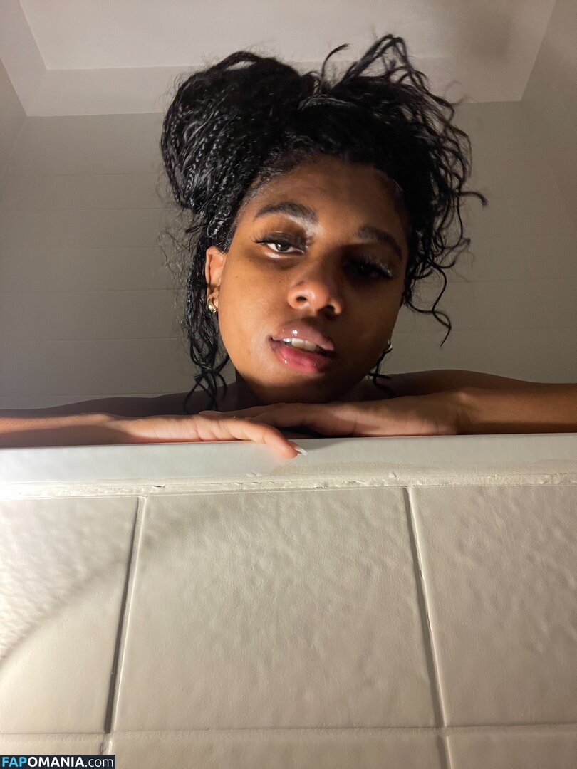 Cyber Hoe / saint_ziya / saintziya Naken OnlyFans  Läckta Foto #2