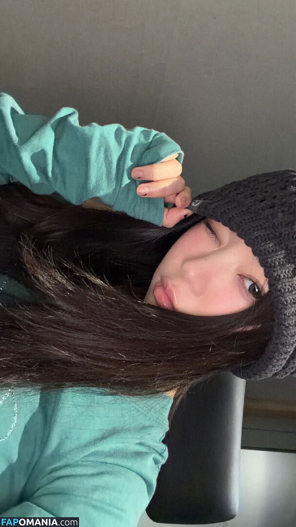 Sakai Moka / https: / illit_official Naken OnlyFans  Läckta Foto #2