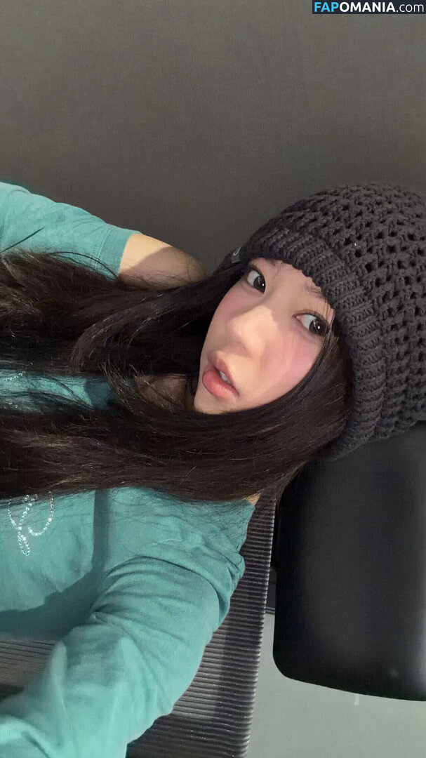 Sakai Moka / https: / illit_official Naken OnlyFans  Läckta Foto #3