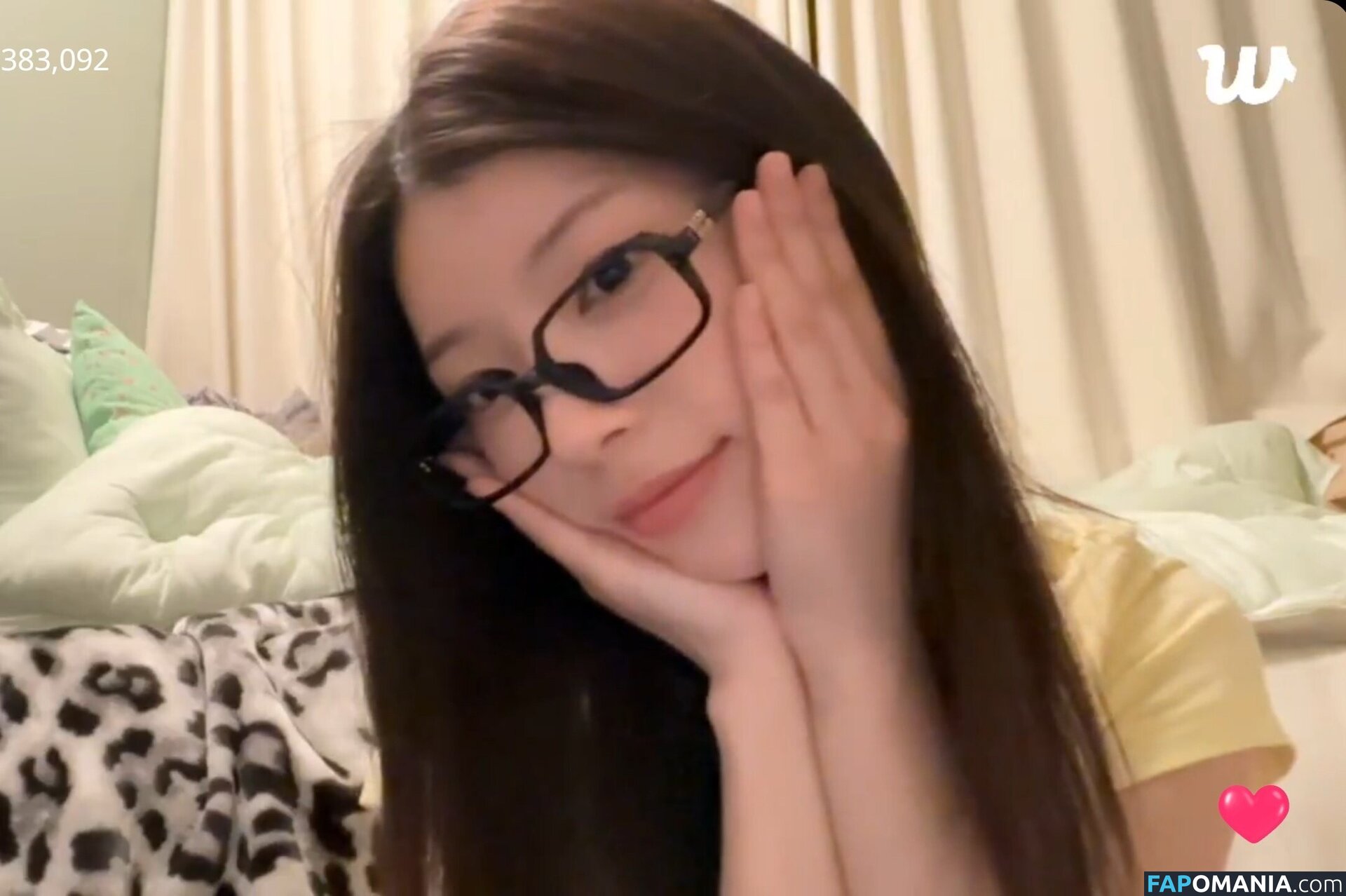 Sakai Moka / https: / illit_official Naken OnlyFans  Läckta Foto #6