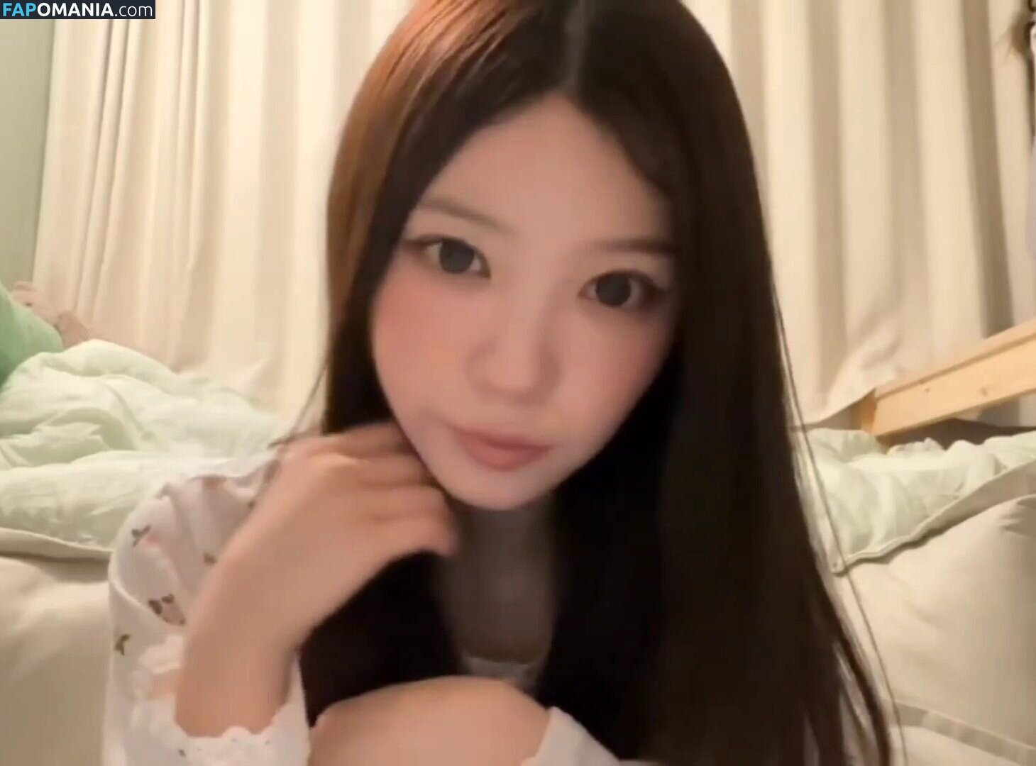 Sakai Moka / https: / illit_official Naken OnlyFans  Läckta Foto #9