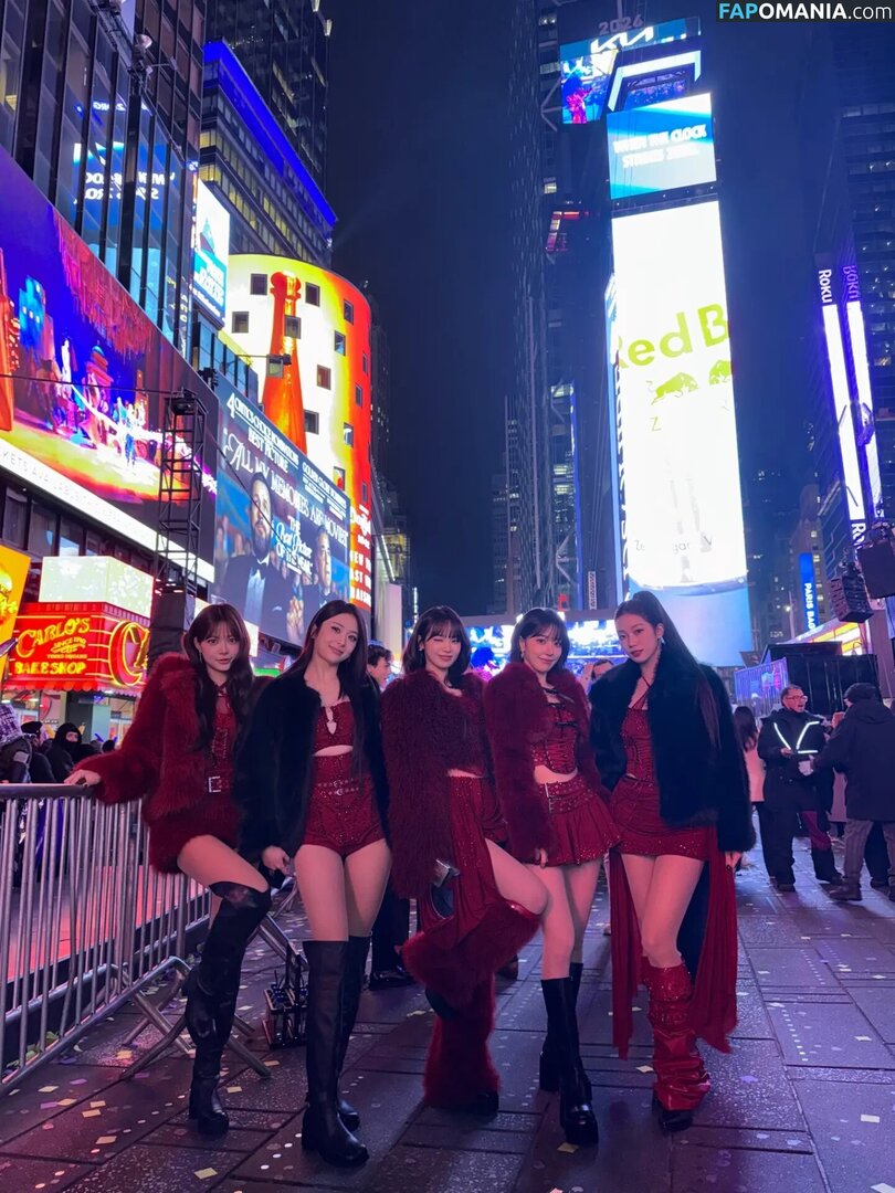 39saku_chan / LESSERAFIM / Sakura Miyawaki 宮脇 咲良 Naken OnlyFans  Läckta Foto #4