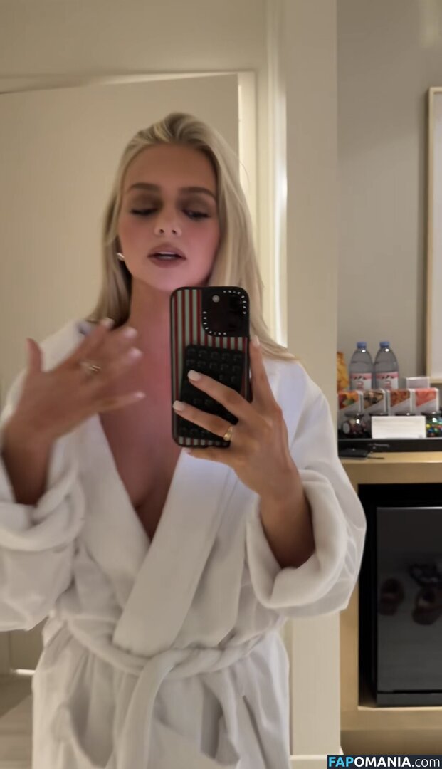 Samantha Riehl / https: / samanthariehl Naken OnlyFans  Läckta Foto #1