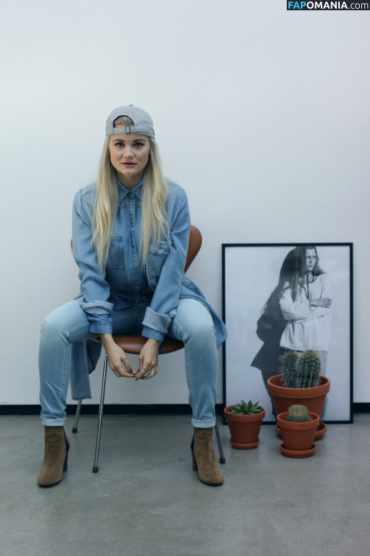 Sandra Lyng Naken OnlyFans  Läckta Foto #14