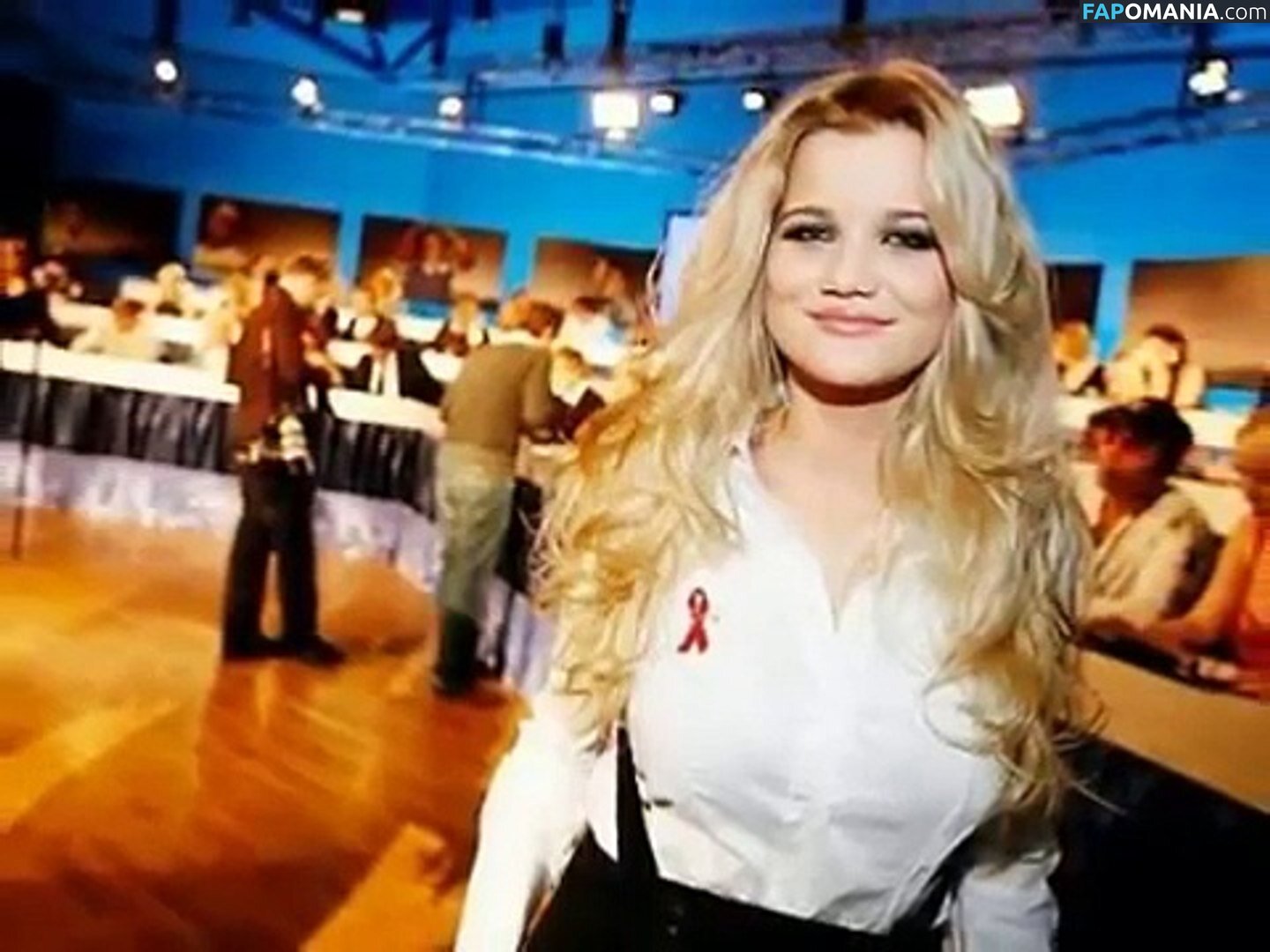 Sandra Lyng Naken OnlyFans  Läckta Foto #15