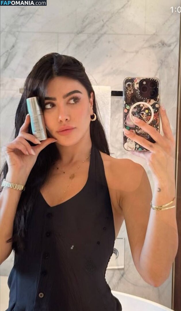 Sara Hesri / sarahesri Naken OnlyFans  Läckta Foto #4