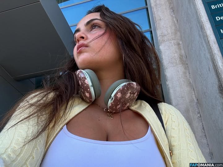 Sarabella Harris / iamsarahharris / sarabellaharriss / sexiisariii777 Naken OnlyFans  Läckta Foto #380