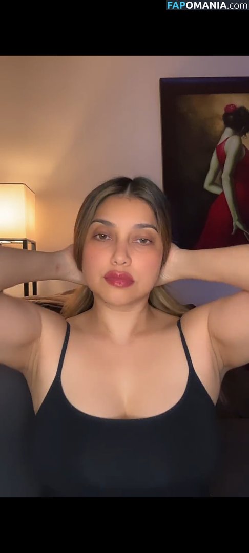 Sarah Azhari / sazarita Naken OnlyFans  Läckta Foto #1