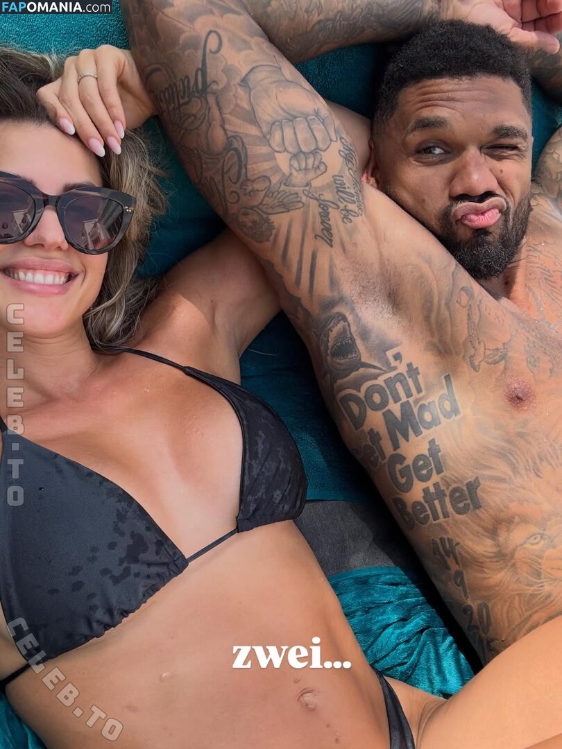 Sarah Harrison / sarah.harrison.official Naken OnlyFans  Läckta Foto #2