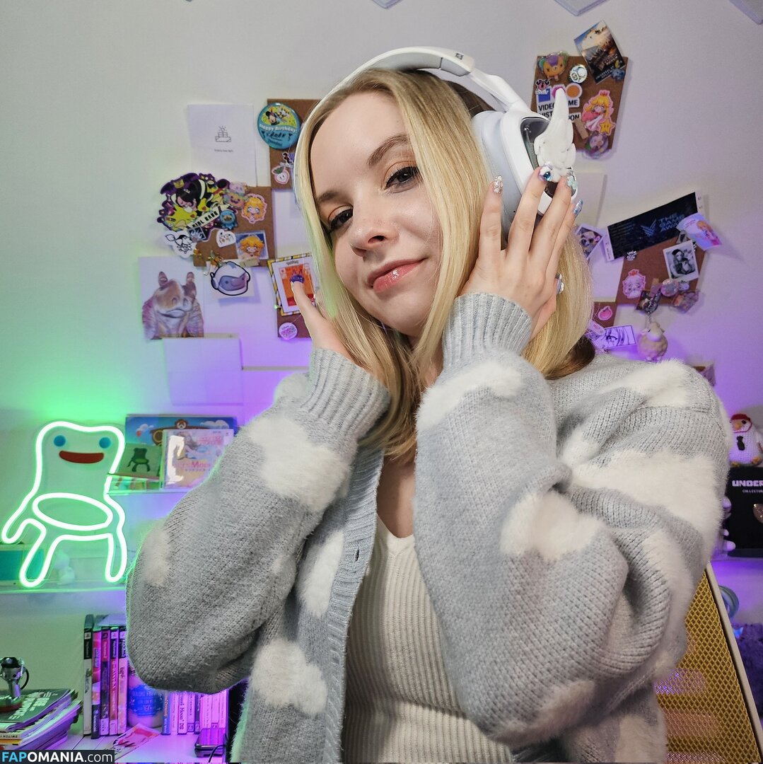 Sarahpodz / https: Naken OnlyFans  Läckta Foto #3