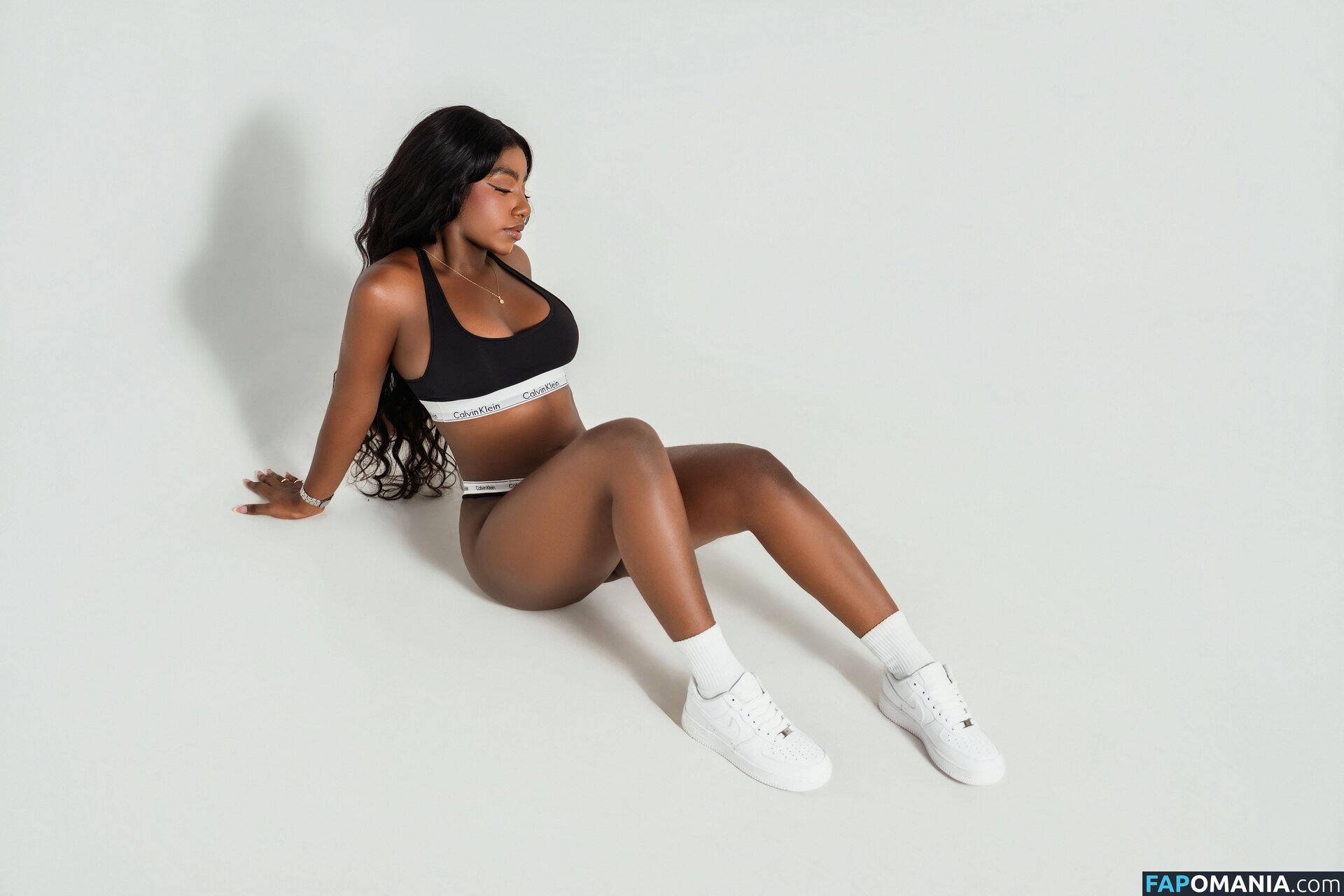 saramoroe1 Naken OnlyFans  Läckta Foto #9