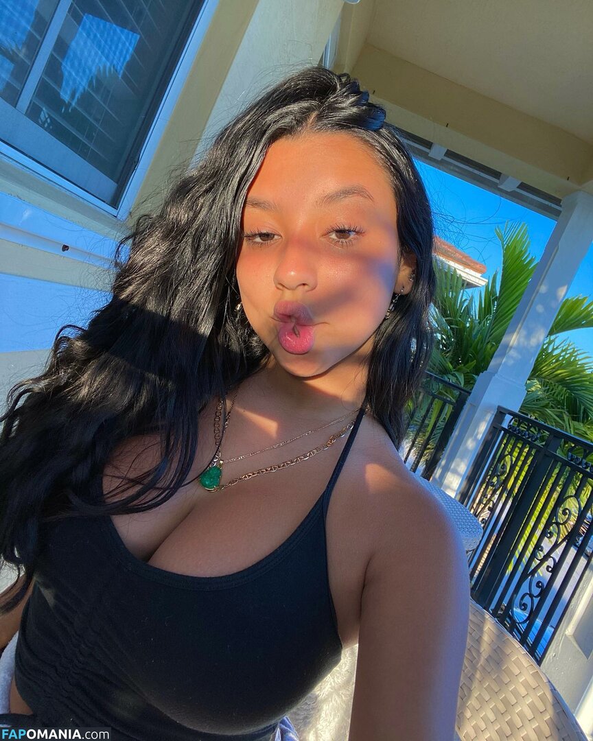 Sari Naken OnlyFans  Läckta Foto #11