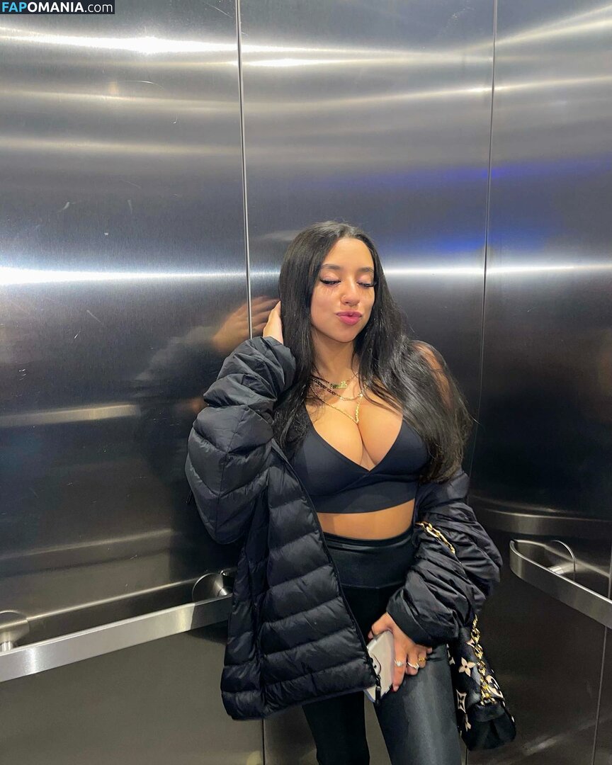 Sari Naken OnlyFans  Läckta Foto #22