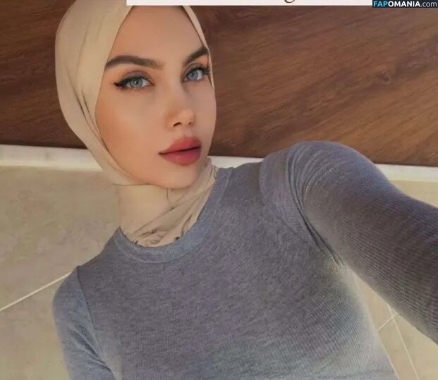 heliosari / heliosri / sariikubraa Naken OnlyFans  Läckta Foto #7