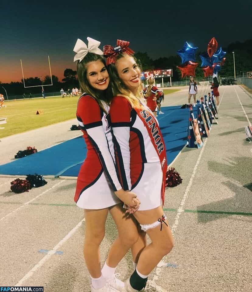 Sarina Hunt / alexandramhunt / sarinahunt / sarinahuntt Naken OnlyFans  Läckta Foto #17