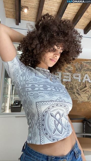 Sarina / svrinx Naken OnlyFans  Läckta Foto #9