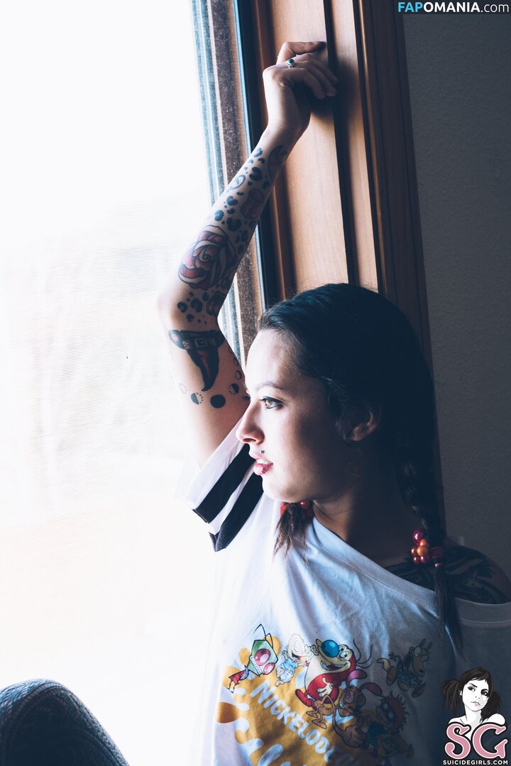 Sassafrass / _sassafrass / definite.bad.idea Naken OnlyFans  Läckta Foto #1