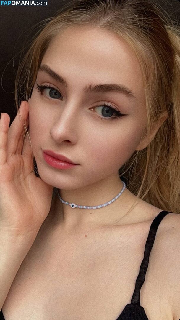_sassynessa / a.ssa_sa Naken OnlyFans  Läckta Foto #5