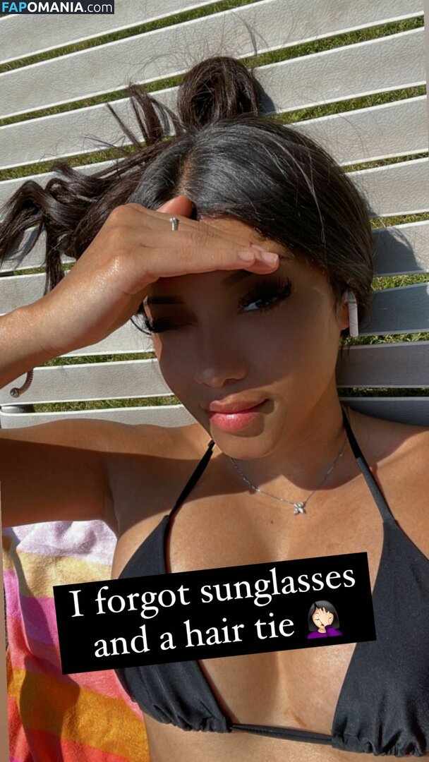 SassySounds ASMR / SassysoundsASMR / sassyselenaaaa / selenaaasasmr Naken OnlyFans  Läckta Foto #10