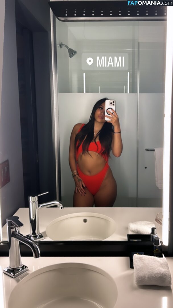 SassySounds ASMR / SassysoundsASMR / sassyselenaaaa / selenaaasasmr Naken OnlyFans  Läckta Foto #71