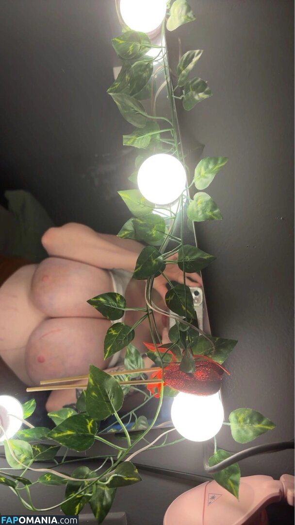 Savanna Becker / https: / savvrose5 Naken OnlyFans  Läckta Foto #3