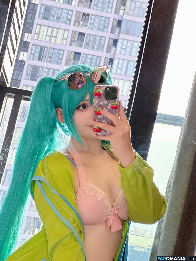 Saya Scarlet / SayaScarlet01 / saya_scarlet / sayascarlet Naken OnlyFans  Läckta Foto #293