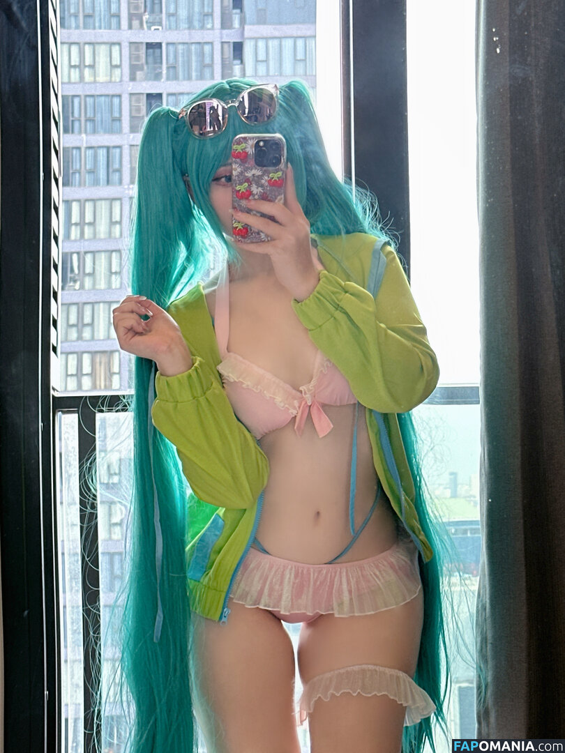 Saya Scarlet / SayaScarlet01 / saya_scarlet / sayascarlet Naken OnlyFans  Läckta Foto #296