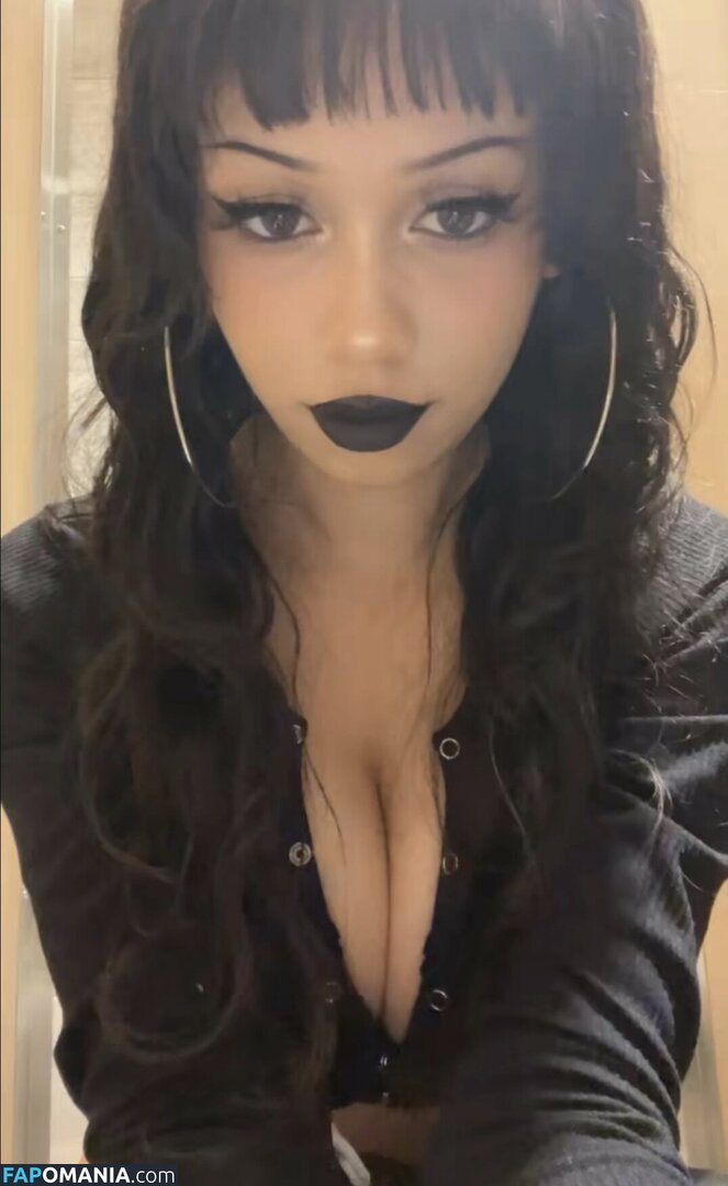 Scarlett Moon / https: / moonieseditz Naken OnlyFans  Läckta Foto #1