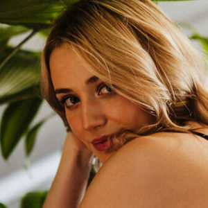 scarlettnior
