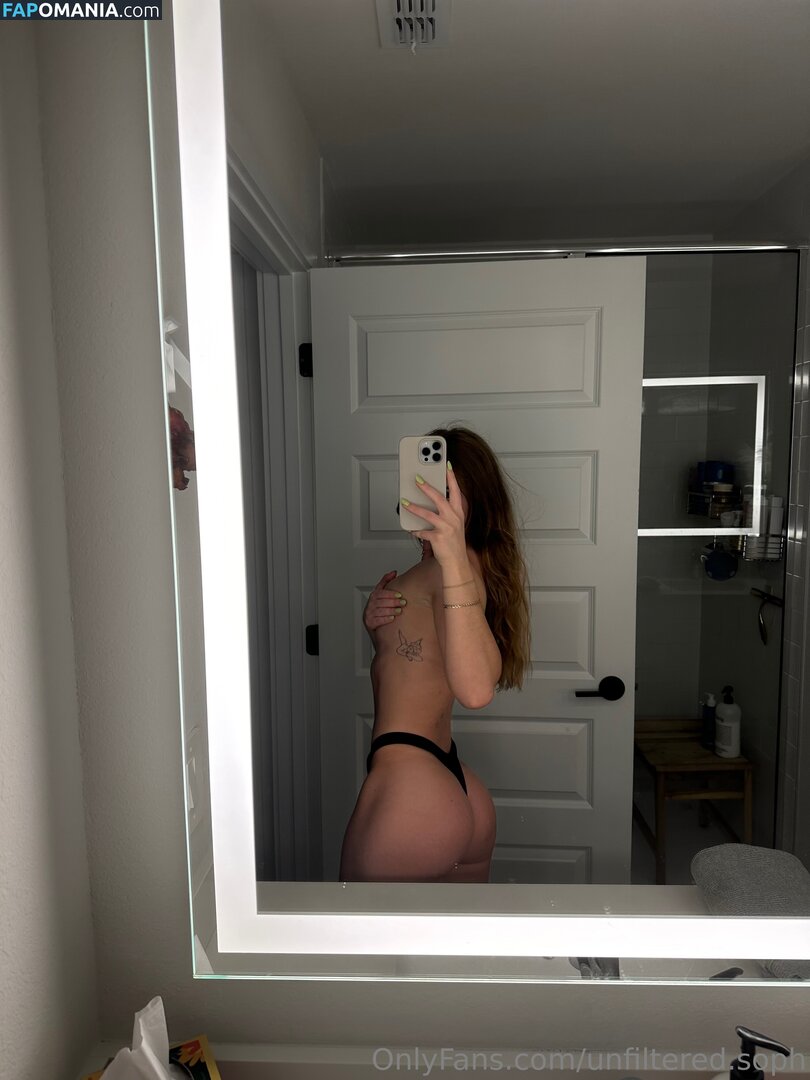 scoliosis.soph Naken OnlyFans  Läckta Foto #6