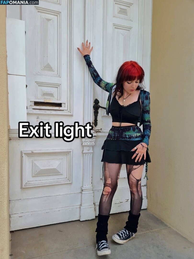 foxynfriendsmadebydesign / scorpionfl0wer / scrtcnt04 Naken OnlyFans  Läckta Foto #2