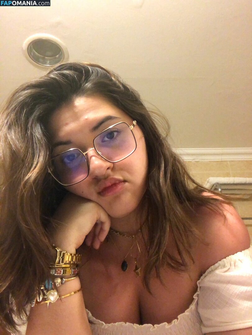 Selen Ozdemir Naken OnlyFans  Läckta Foto #1