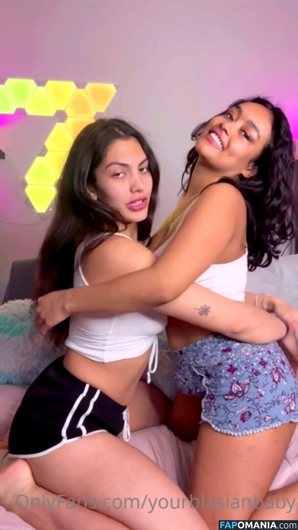 Self Booba Licking Videos / lizzobeeating Naken OnlyFans  Läckta Foto #21