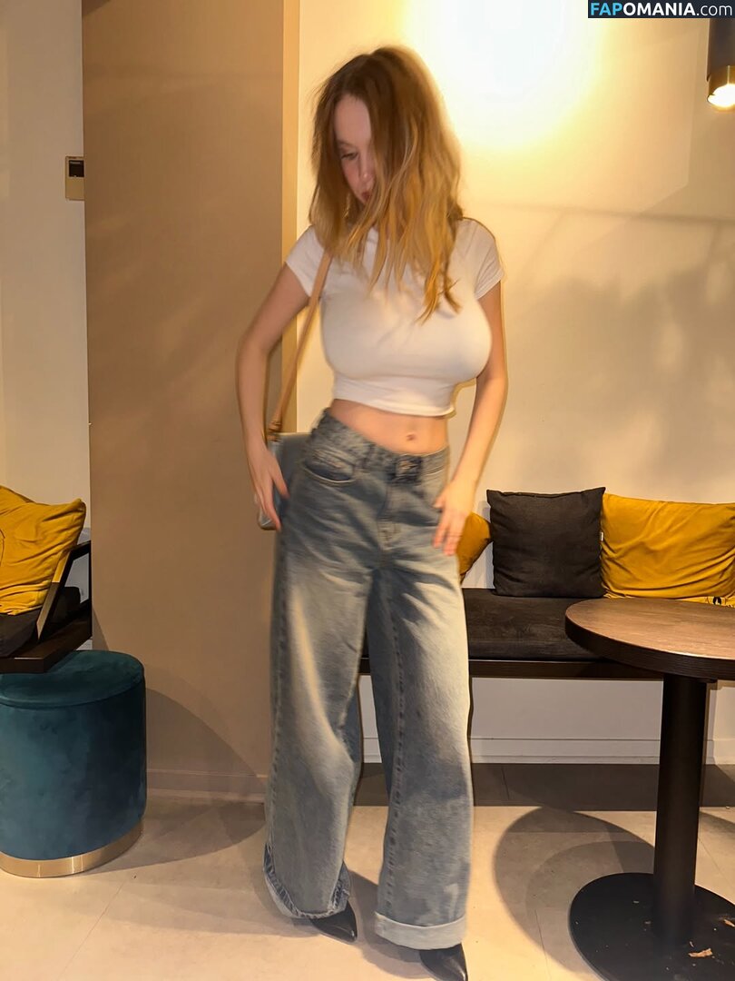 Serena Skybourne / https: / serenaskybourne Naken OnlyFans  Läckta Foto #14