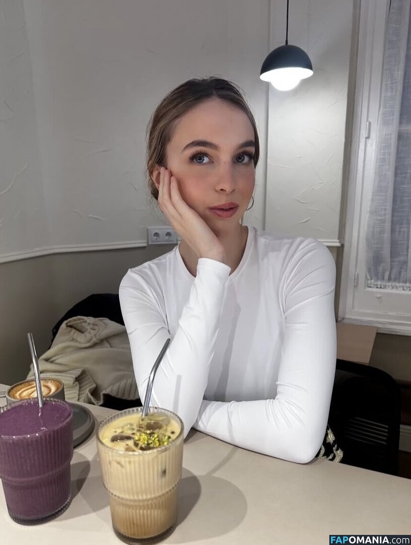 Serena Skybourne / https: / serenaskybourne Naken OnlyFans  Läckta Foto #39