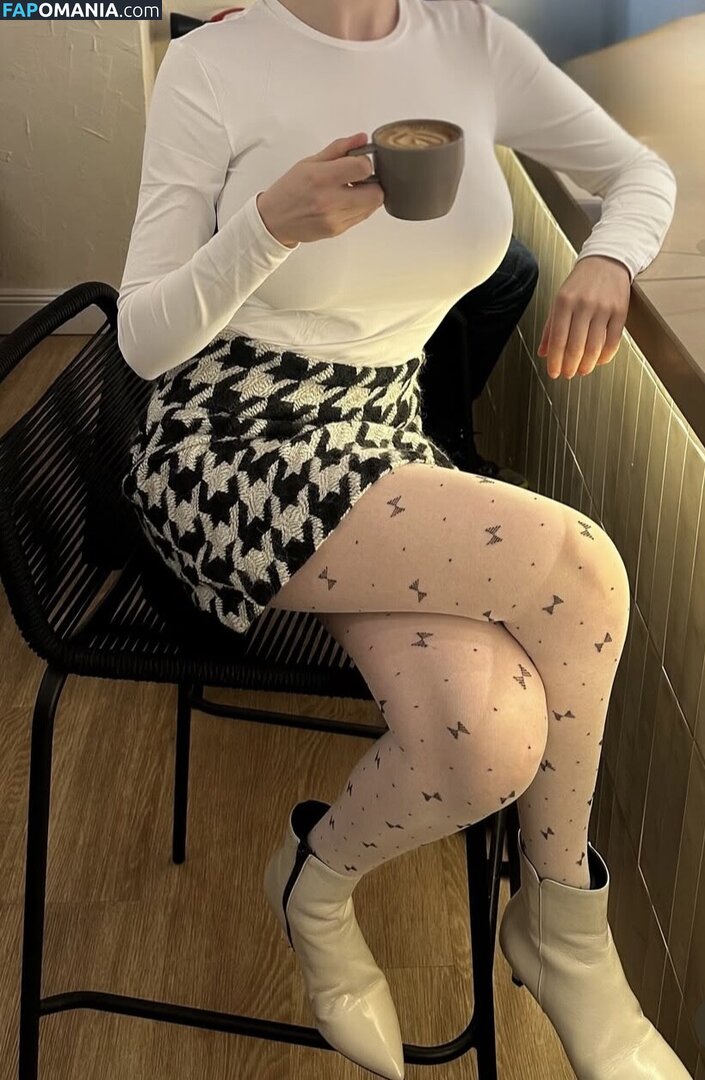 Serena Skybourne / https: / serenaskybourne Naken OnlyFans  Läckta Foto #40